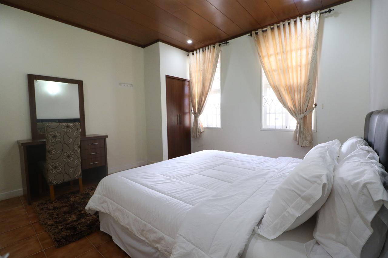 Diyar Villas Puncak Q4/11 Eksteriør billede
