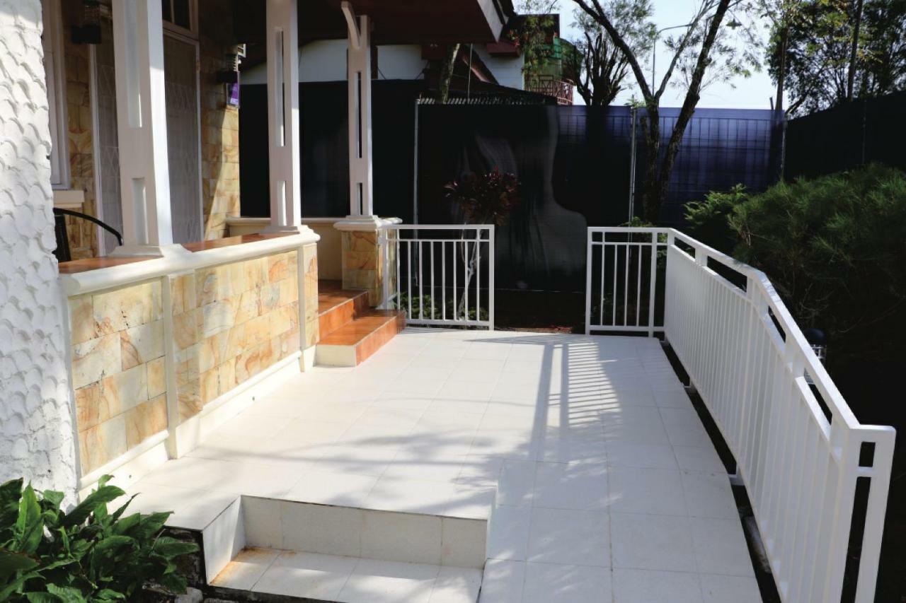 Diyar Villas Puncak Q4/11 Eksteriør billede